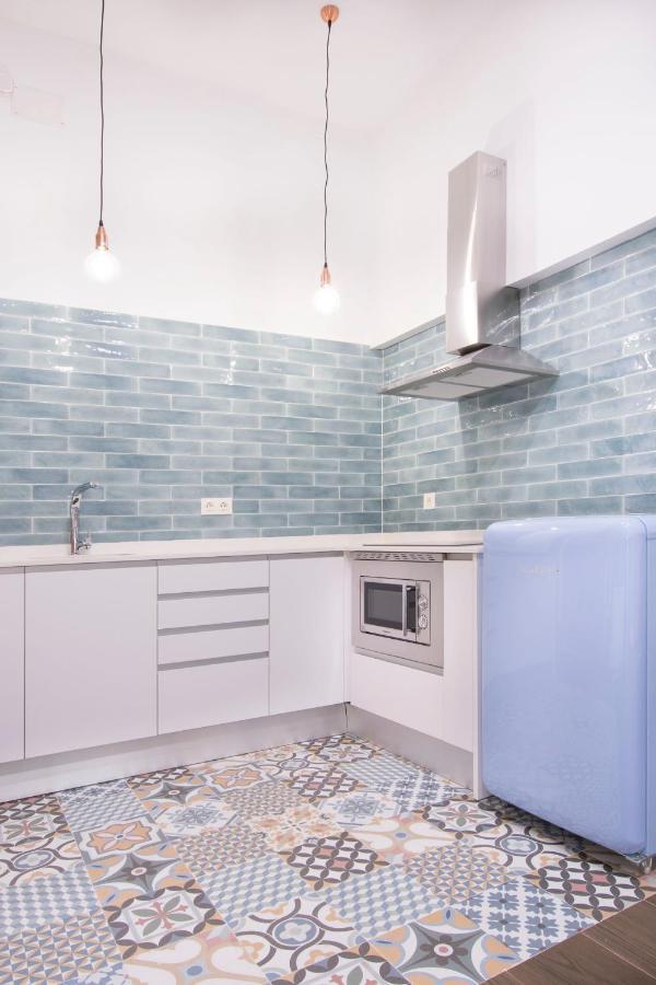 Fancy One-Bedroom La Latina マドリード エクステリア 写真